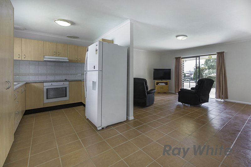 Photo - 7 Kaye Street, Capalaba QLD 4157 - Image 3