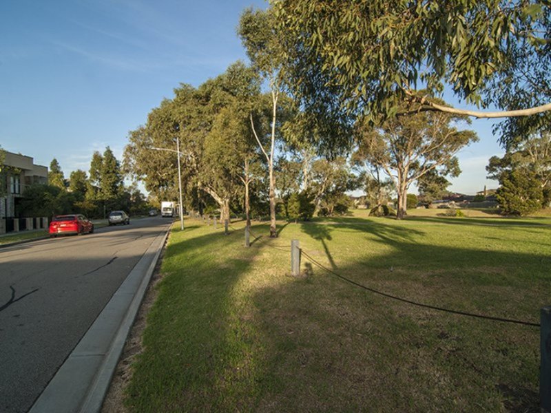 Photo - 7 Keneally Street, Dandenong VIC 3175 - Image 8