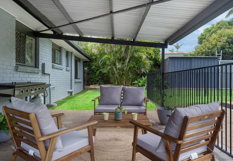 Photo - 7 Kenmare St , Eagleby QLD 4207 - Image 18