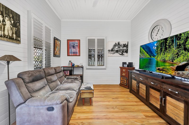 Photo - 7 Kent Street, Bundaberg East QLD 4670 - Image 7