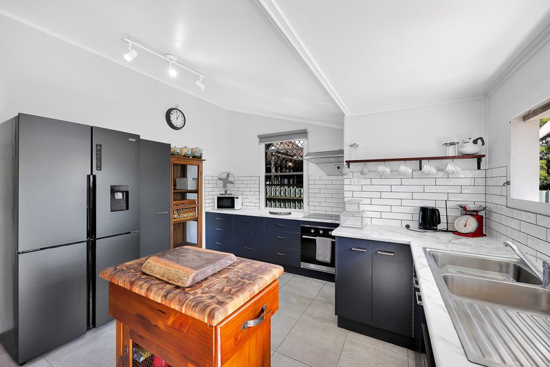 Photo - 7 Kent Street, Bundaberg East QLD 4670 - Image 12