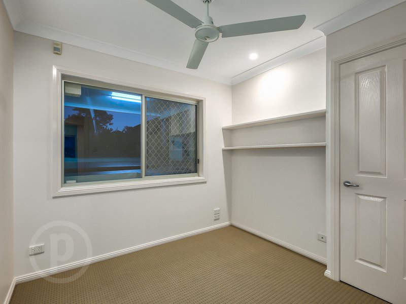 Photo - 7 Kentlyn Street, Eight Mile Plains QLD 4113 - Image 15