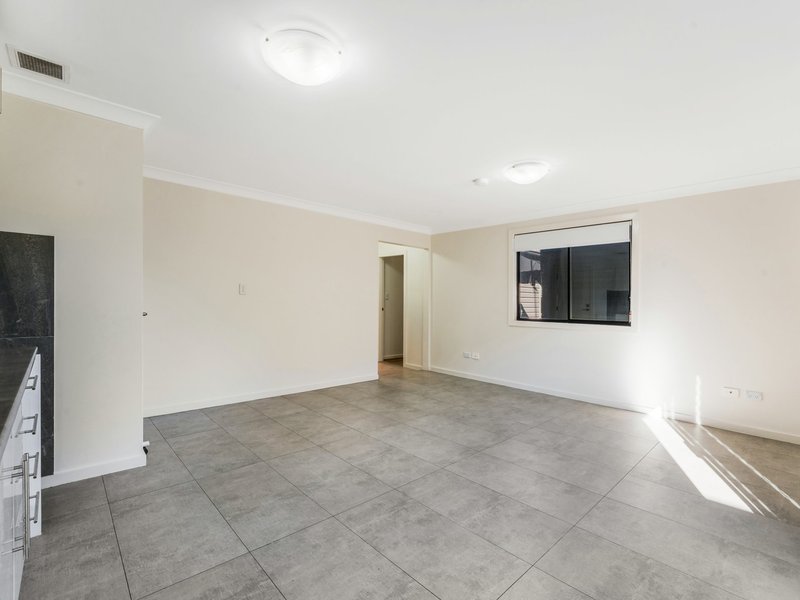 Photo - 7 Kenward Avenue, Chester Hill NSW 2162 - Image 12