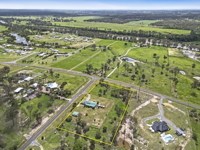 Photo - 7 Kernovske Court, Yengarie QLD 4650 - Image 3