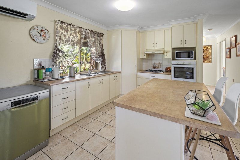 Photo - 7 Kernovske Court, Yengarie QLD 4650 - Image 6