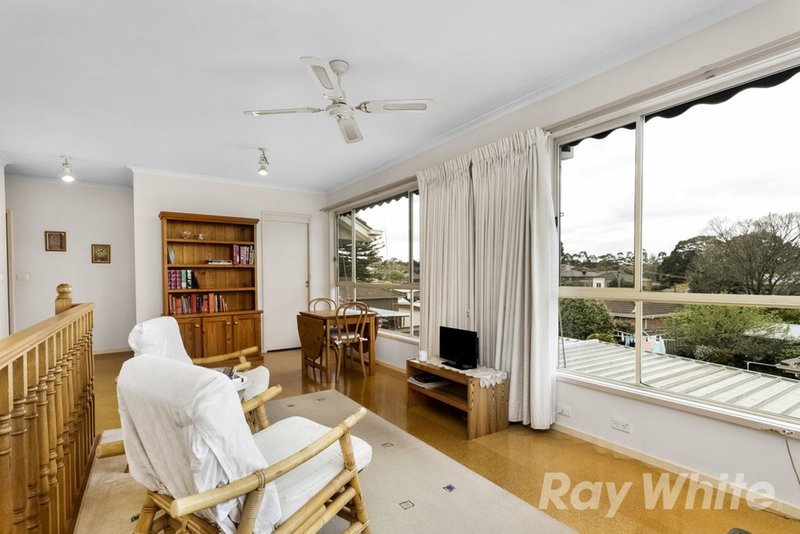 Photo - 7 Kerrie Road, Glen Waverley VIC 3150 - Image 8