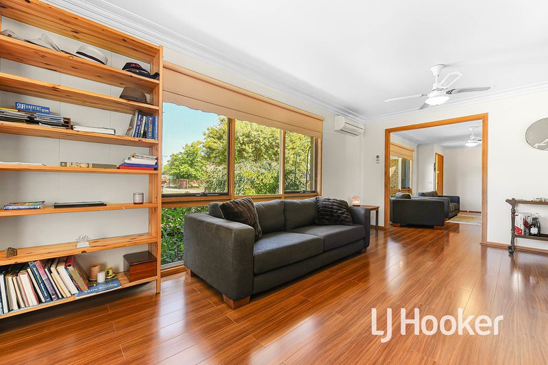 Photo - 7 Kerrison Drive, Hampton Park VIC 3976 - Image 6