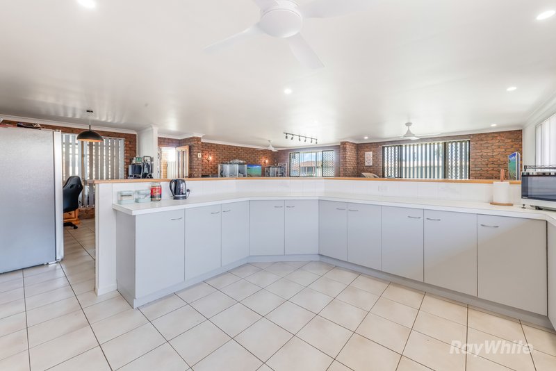 Photo - 7 Kevins Place, Thabeban QLD 4670 - Image 9