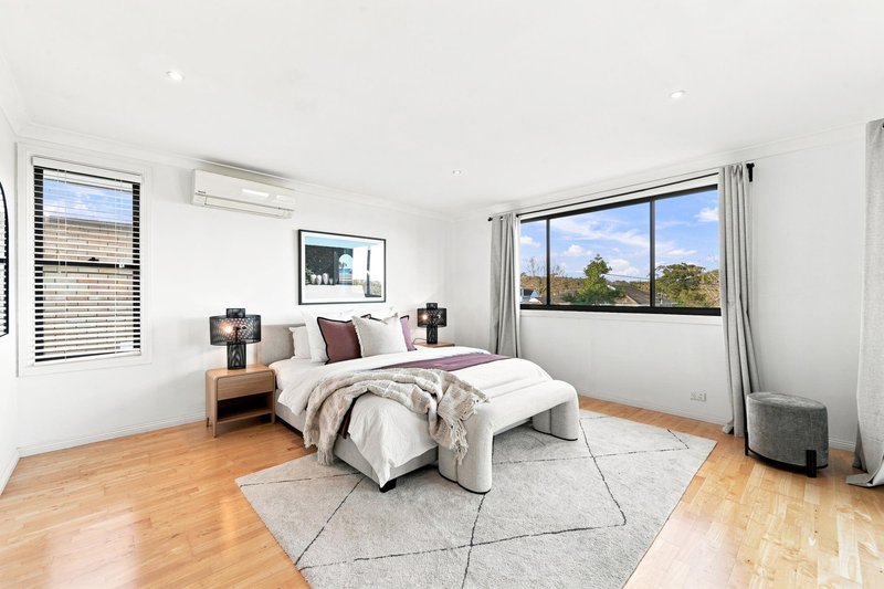 Photo - 7 Kildare Grove, Killarney Heights NSW 2087 - Image 11