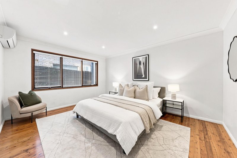 Photo - 7 Kildare Grove, Killarney Heights NSW 2087 - Image 13