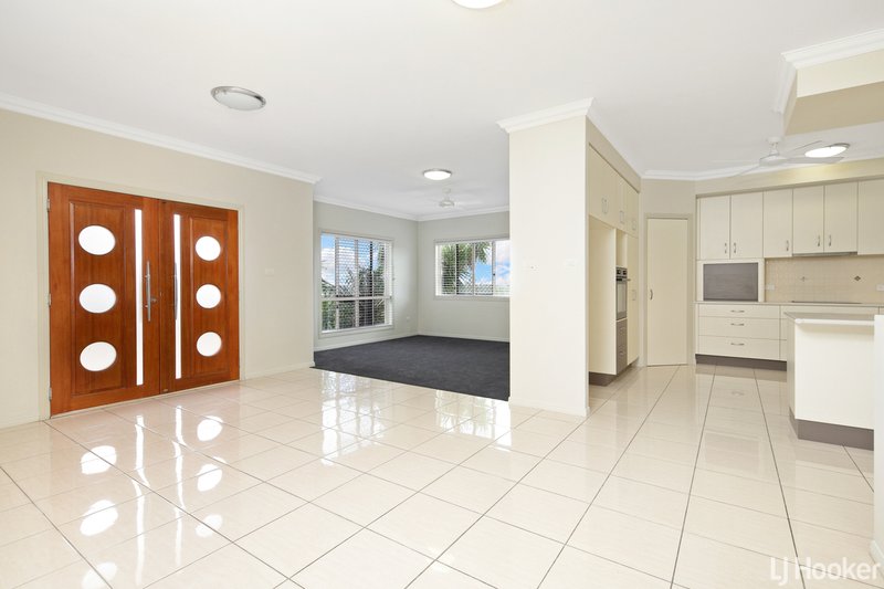 Photo - 7 Kilkenny Court, Kawana QLD 4701 - Image 5