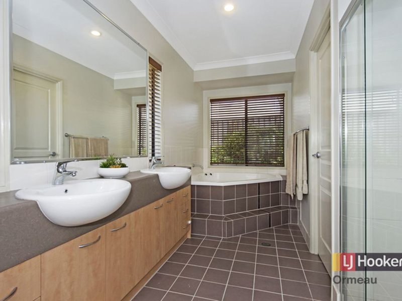 Photo - 7 Killarney Court, Ormeau QLD 4208 - Image 12