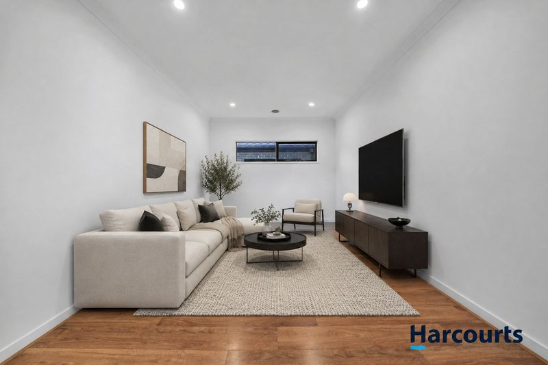 Photo - 7 Kilmarnock Way, Clyde North VIC 3978 - Image 7