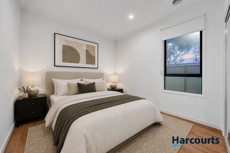 Photo - 7 Kilmarnock Way, Clyde North VIC 3978 - Image 13