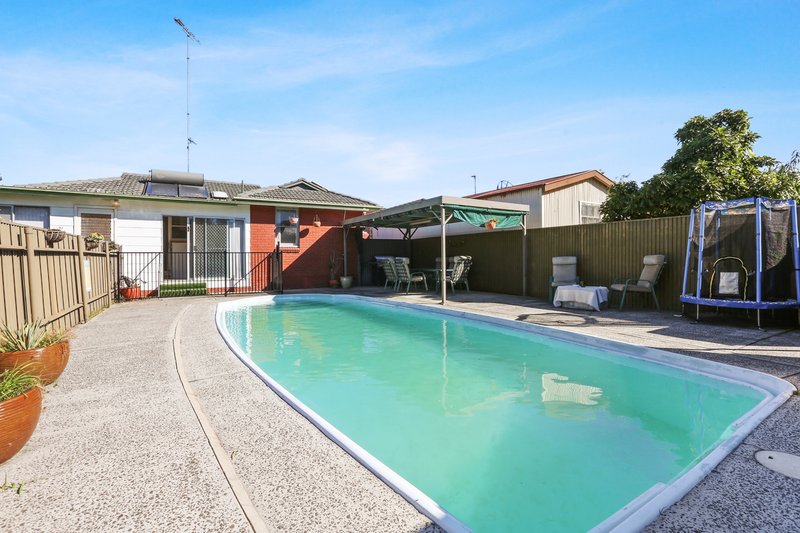 Photo - 7 Kimbarra Crescent, Koonawarra NSW 2530 - Image 4