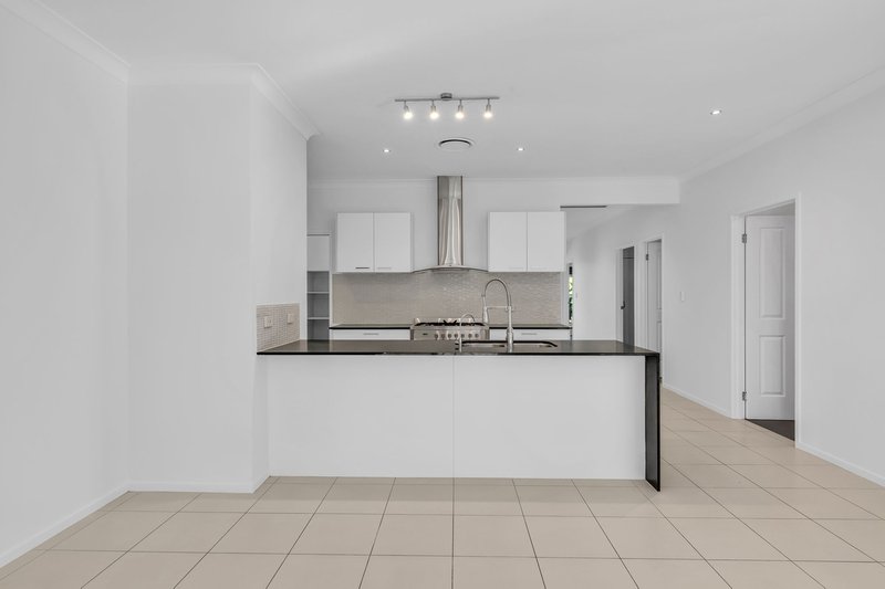 Photo - 7 Kimberley Creek Road, Upper Coomera QLD 4209 - Image 3