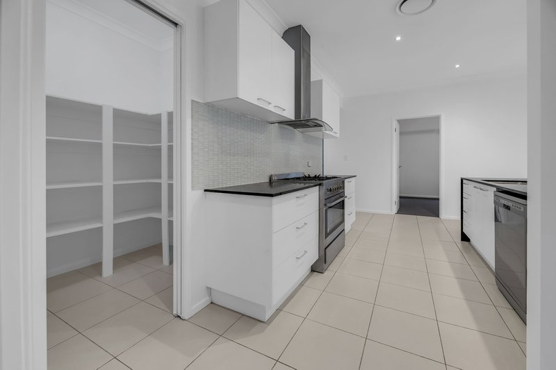 Photo - 7 Kimberley Creek Road, Upper Coomera QLD 4209 - Image 5