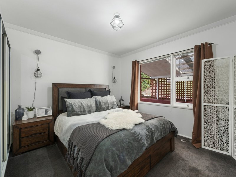 Photo - 7 Kinarra Crescent, Chigwell TAS 7011 - Image 7