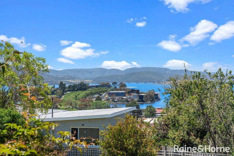 Photo - 7 Kinarra Crescent, Chigwell TAS 7011 - Image 30