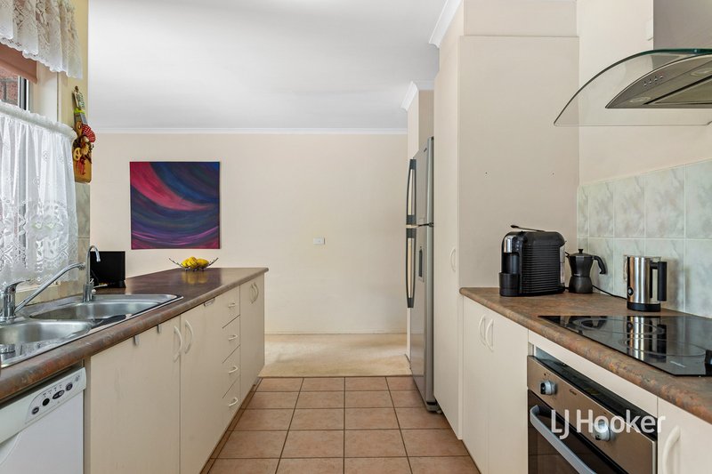 Photo - 7 Kingfisher Drive, Seabrook VIC 3028 - Image 4