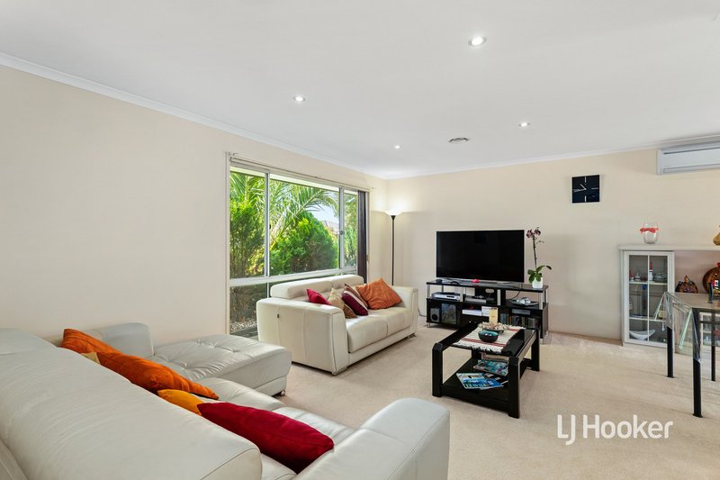 Photo - 7 Kingfisher Drive, Seabrook VIC 3028 - Image 8