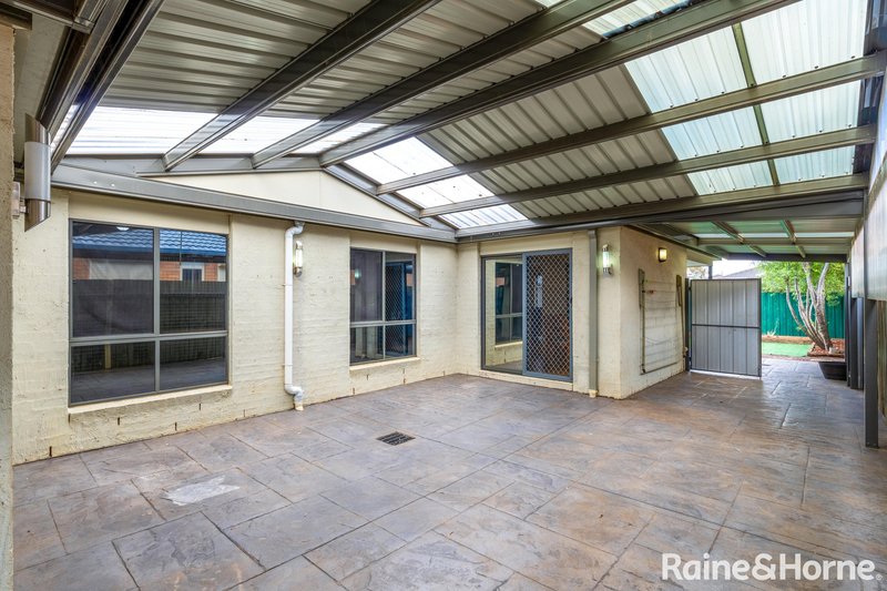 Photo - 7 Kingston Rule Street, Kurunjang VIC 3337 - Image 18