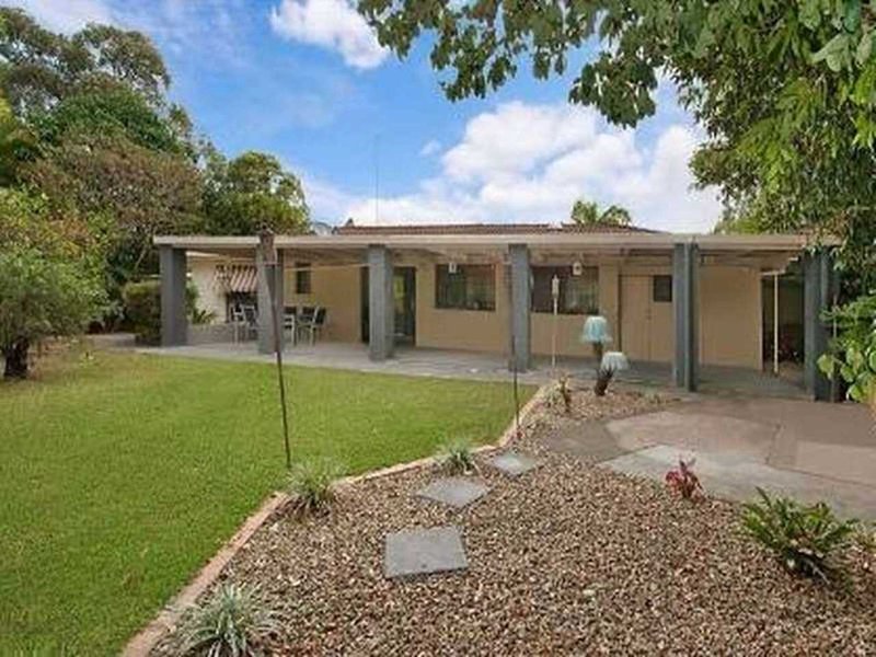 Photo - 7 Kiowa Drive, Mudgeeraba QLD 4213 - Image 2