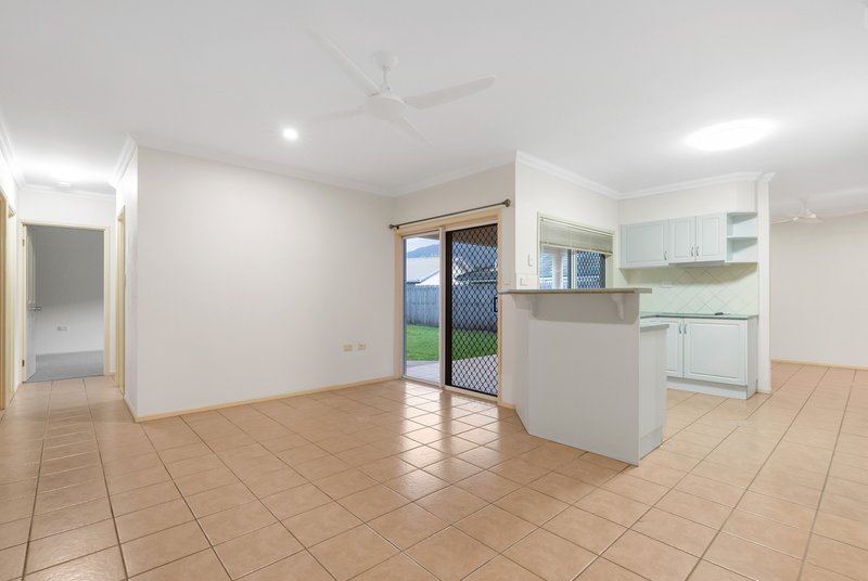 Photo - 7 Kipling Street, Brinsmead QLD 4870 - Image 5