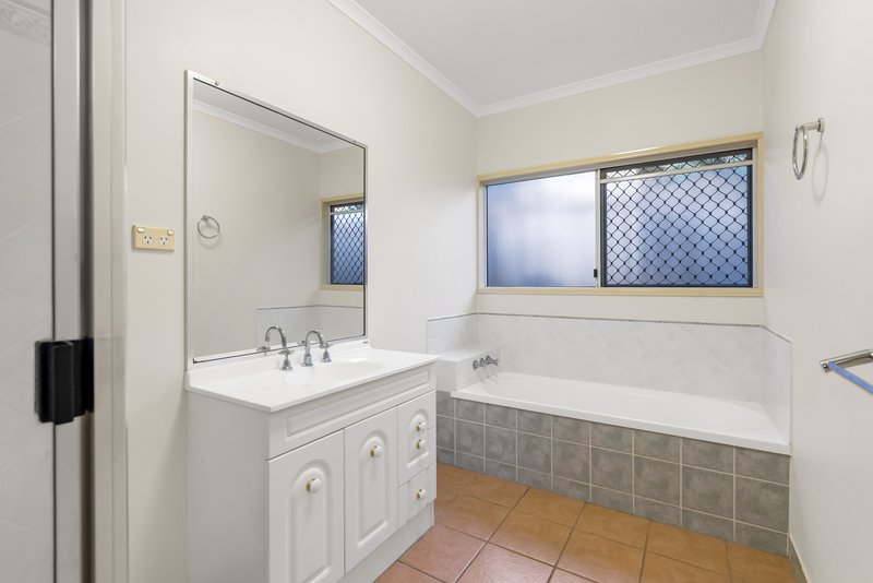 Photo - 7 Kipling Street, Brinsmead QLD 4870 - Image 12