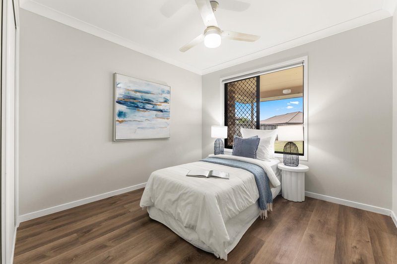 Photo - 7 Kite Crescent, Eagleby QLD 4207 - Image 15