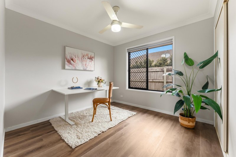 Photo - 7 Kite Crescent, Eagleby QLD 4207 - Image 16
