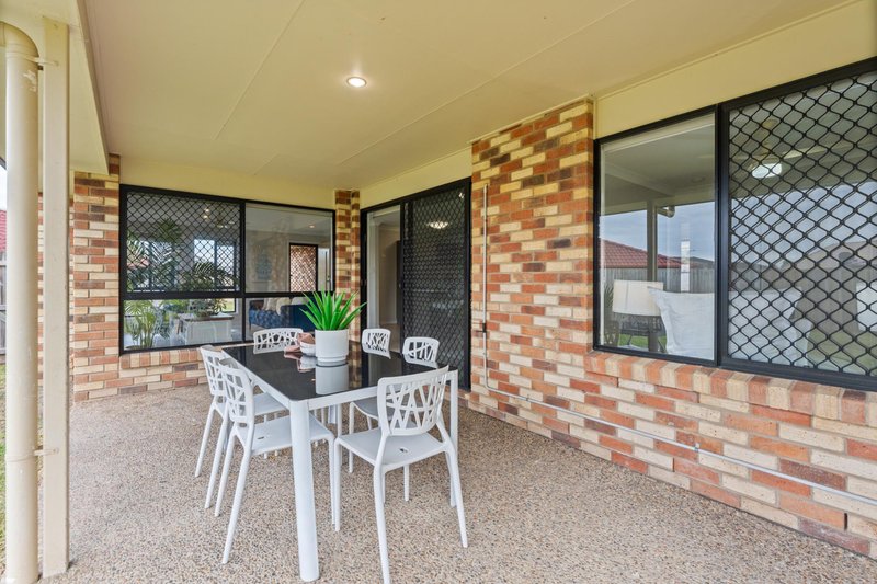 Photo - 7 Kite Crescent, Eagleby QLD 4207 - Image 18