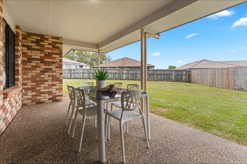 Photo - 7 Kite Crescent, Eagleby QLD 4207 - Image 19