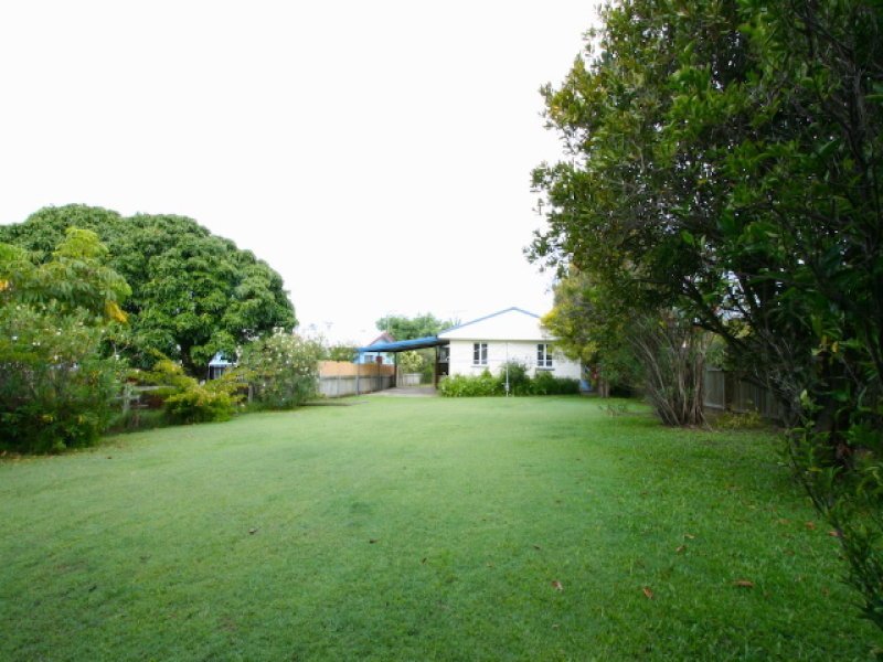 Photo - 7 Knights Terrace, Margate QLD 4019 - Image 9