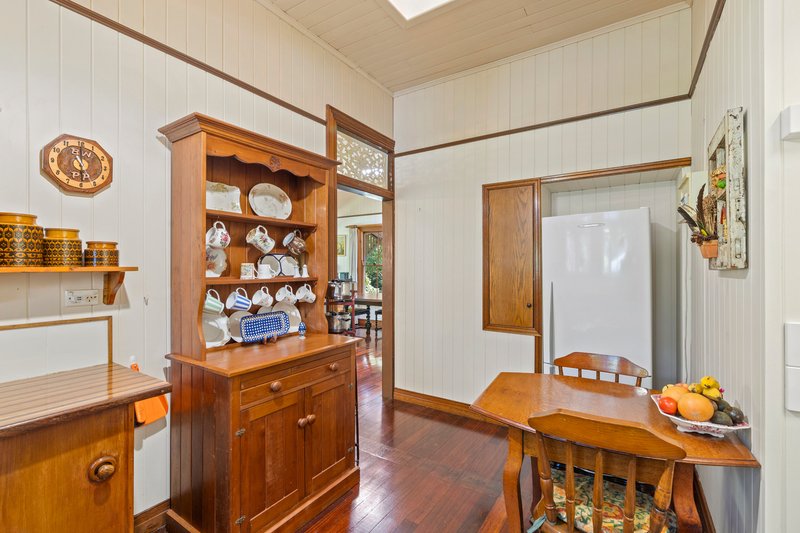 Photo - 7 Knoll Road, Tamborine Mountain QLD 4272 - Image 10