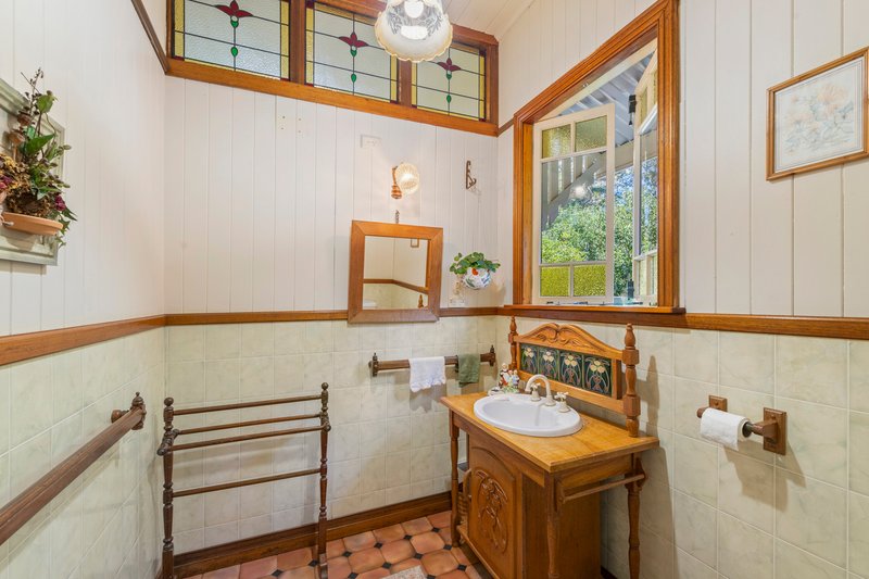 Photo - 7 Knoll Road, Tamborine Mountain QLD 4272 - Image 13