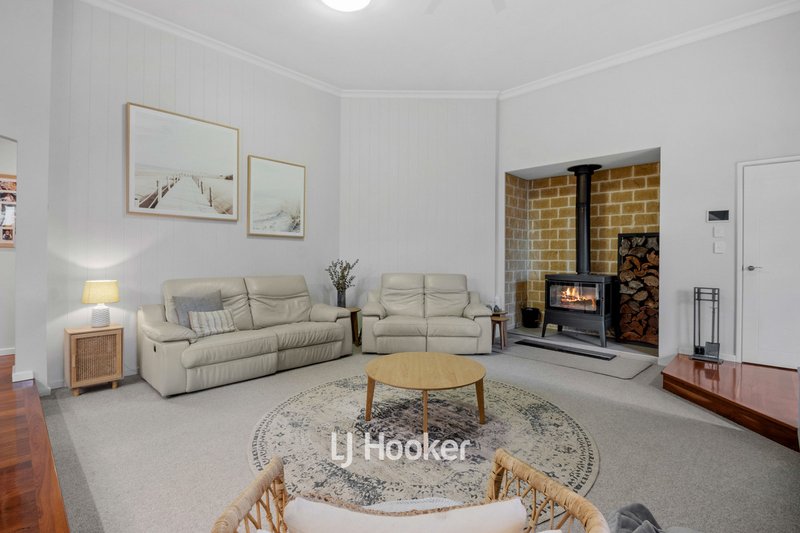 Photo - 7 Koorden Street, Dalyellup WA 6230 - Image 18