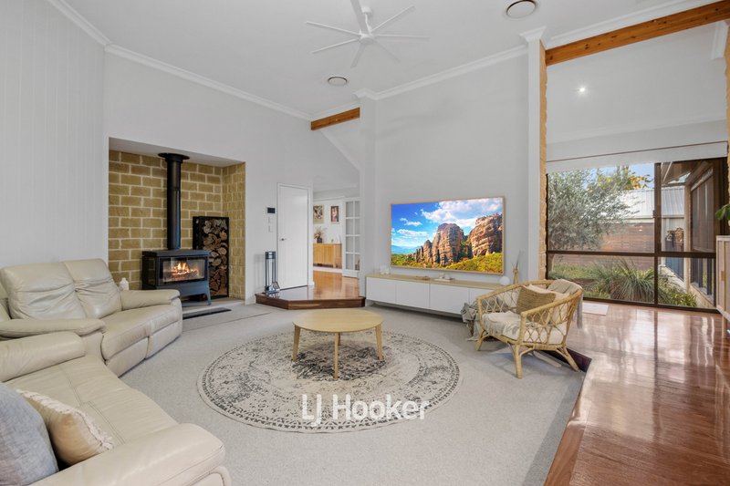 Photo - 7 Koorden Street, Dalyellup WA 6230 - Image 19