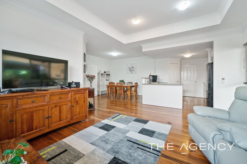 Photo - 7 Koroit Way, Aveley WA 6069 - Image 3