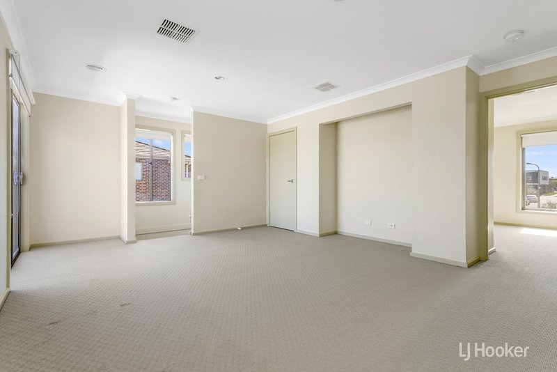 Photo - 7 Kosa Avenue, Sunshine West VIC 3020 - Image 5