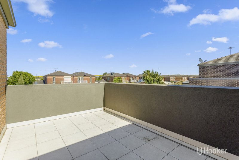 Photo - 7 Kosa Avenue, Sunshine West VIC 3020 - Image 6