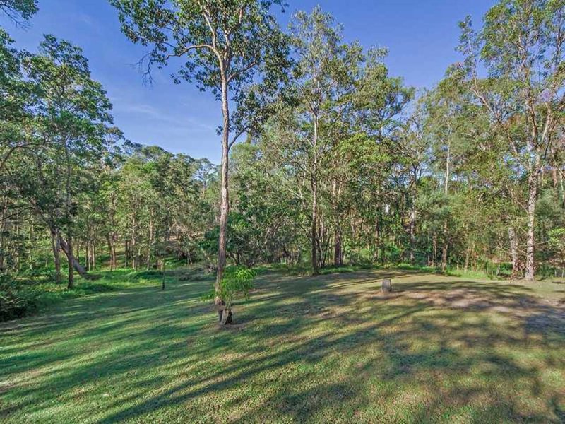 Photo - 7 Kulan Court, Mudgeeraba QLD 4213 - Image 3