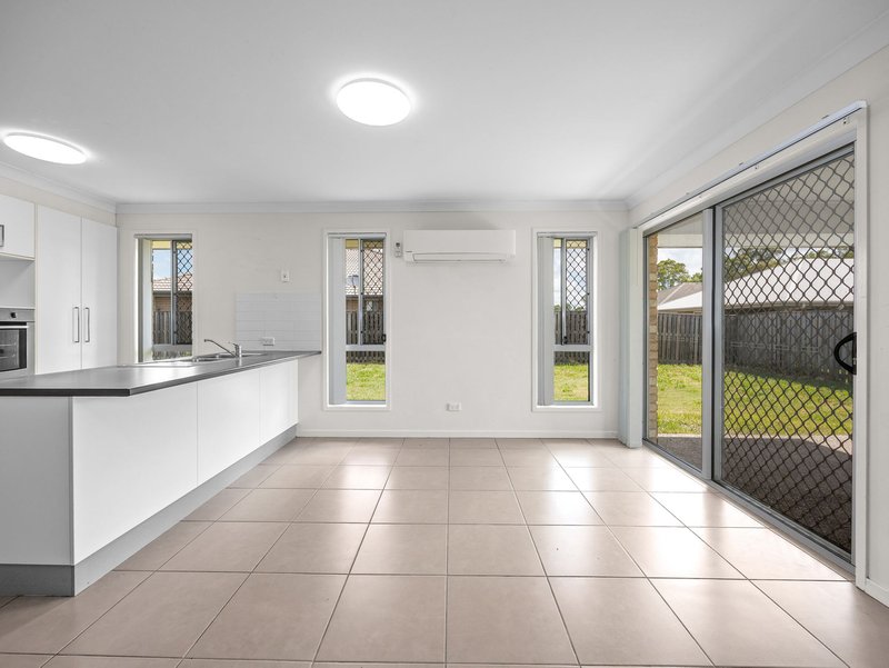 Photo - 7 Lacewing Street, Rosewood QLD 4340 - Image 5