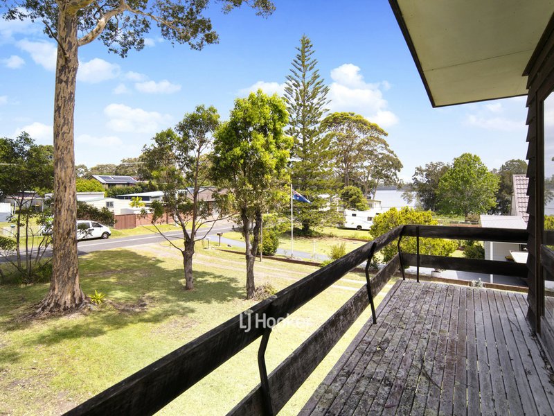 7 Lachlan Crescent, St Georges Basin NSW 2540