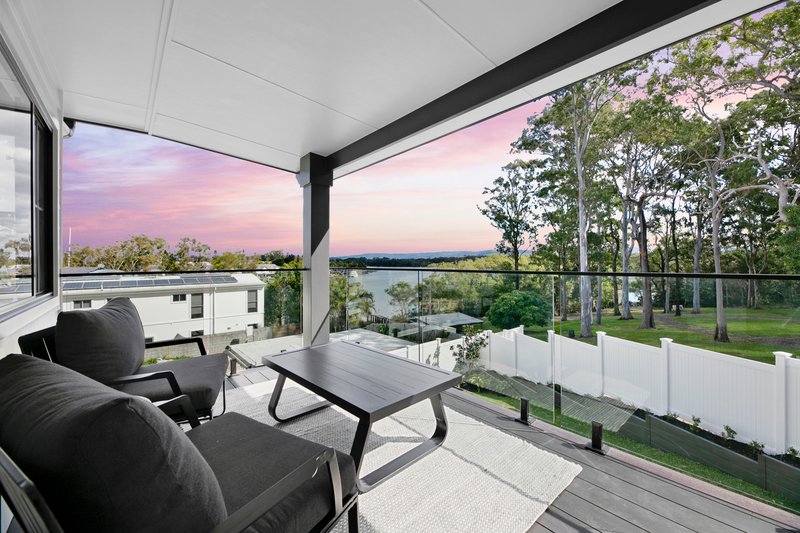 Photo - 7 Lachlan Drive, Coomera QLD 4209 - Image 5