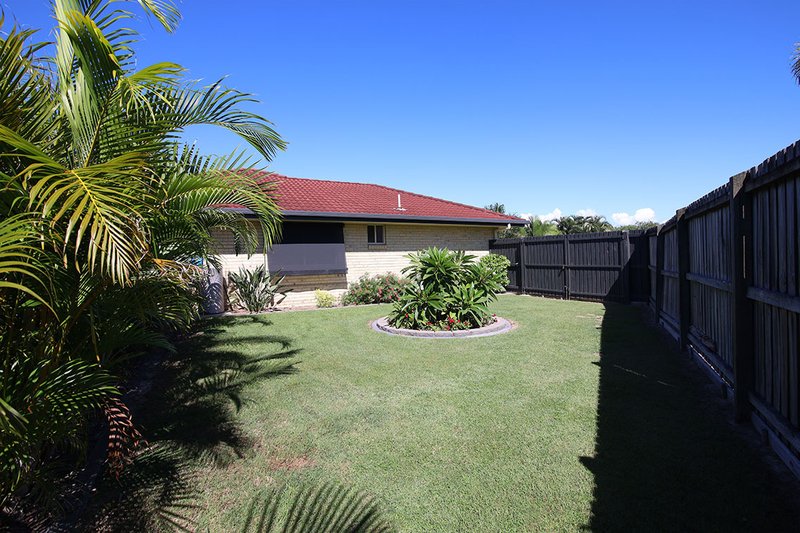 Photo - 7 Laguna Court, Urangan QLD 4655 - Image 17