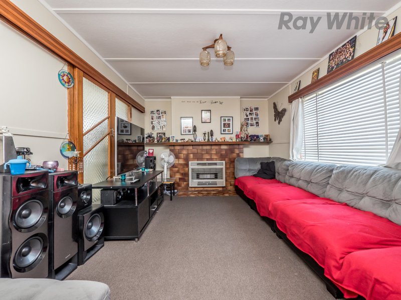 Photo - 7 Laguna Place, Derwent Park TAS 7009 - Image 3