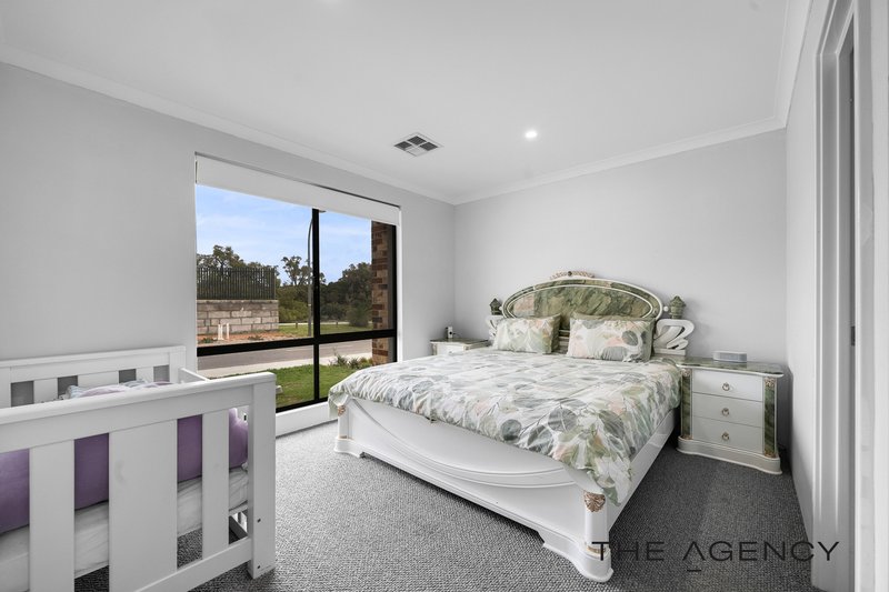Photo - 7 Laidlaws Loop, Midvale WA 6056 - Image 5
