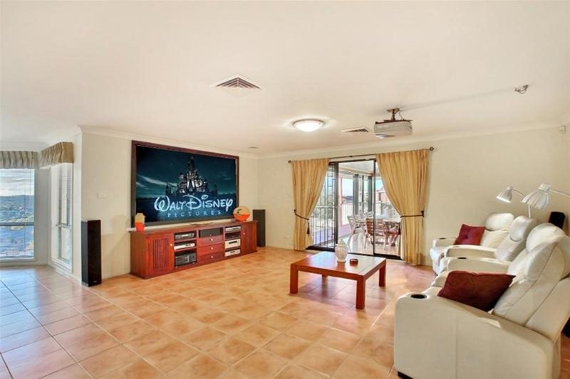 Photo - 7 Lakeview Place, Glen Alpine NSW 2560 - Image 4