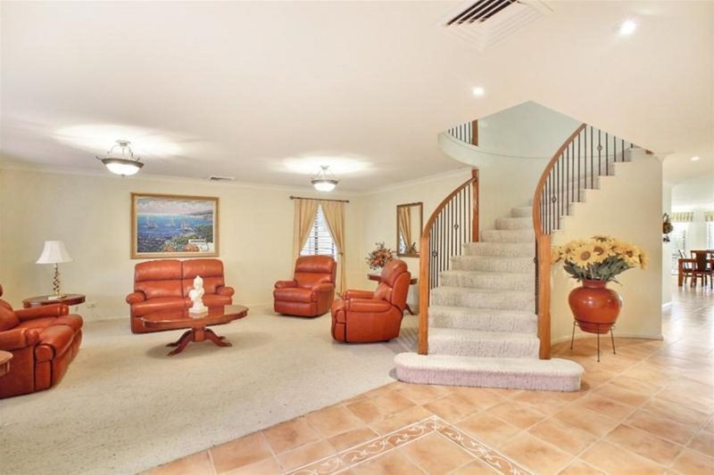 Photo - 7 Lakeview Place, Glen Alpine NSW 2560 - Image 5